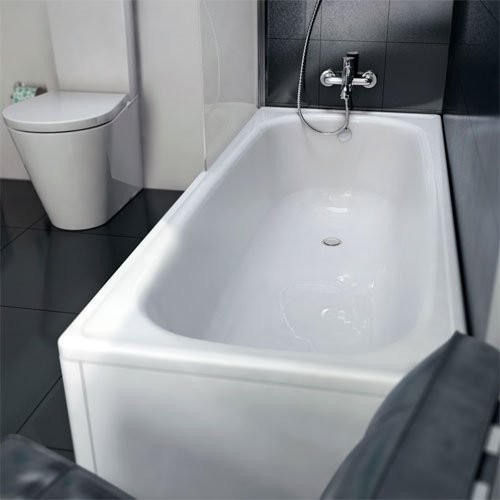 Стальная ванна BLB Sanitana Europa 150x75 с ножками
